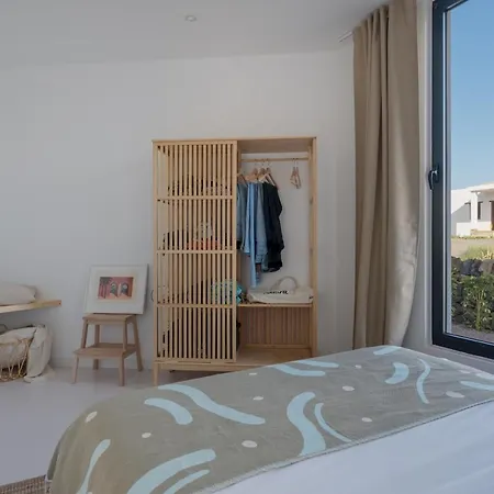 Apartment Elena, Luxery With Swimming Pool! Lajares